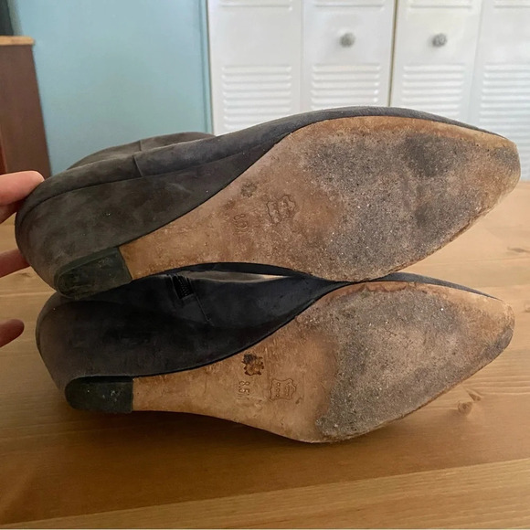 Donald Pliner Jae Women's Boots Sz 8.5 Gray Leather Side Zip Wedge Bootie Shoes - Picture 7 of 13